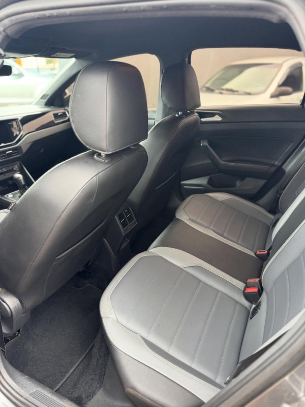 VOLKSWAGEN Nivus 1.0 4P FLEX 200 TSI HIGHLINE TURBO AUTOMÁTICO