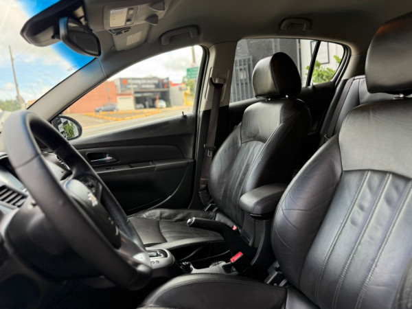CHEVROLET Cruze Hatch 1.8 16V 4P LT SPORT6 FLEX AUTOMÁTICO