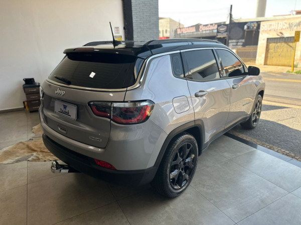 JEEP Compass 2.0 16V 4P LONGITUDE FLEX AUTOMÁTICO JEEP Compass 2.0 16V 4P LONGITUDE FLEX AUTOMÁTICO