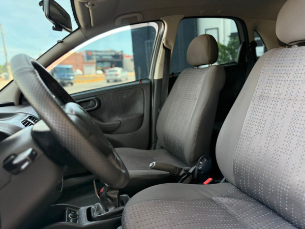 CHEVROLET Corsa Hatch 1.4 4P MAXX FLEX