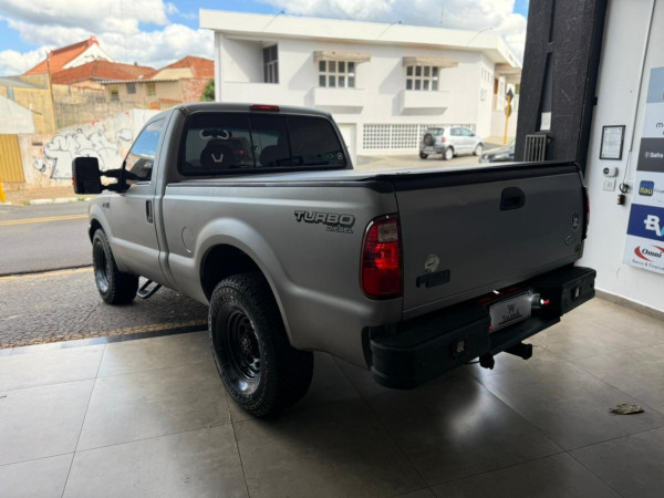 FORD F-250 4.2 XL CABINE SIMPLES