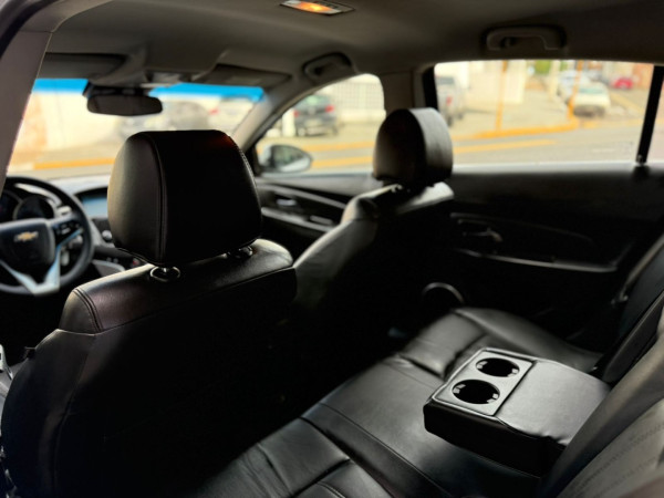 CHEVROLET Cruze Hatch 1.8 16V 4P LT SPORT6 FLEX AUTOMÁTICO