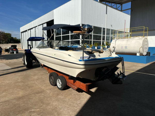 BAYLINER 215 N/D BAYLINER 215 N/D
