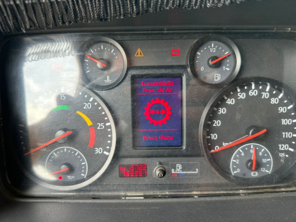 VOLKSWAGEN 25-420 SC SC V-TRONIC VOLKSWAGEN 25-420 SC SC V-TRONIC