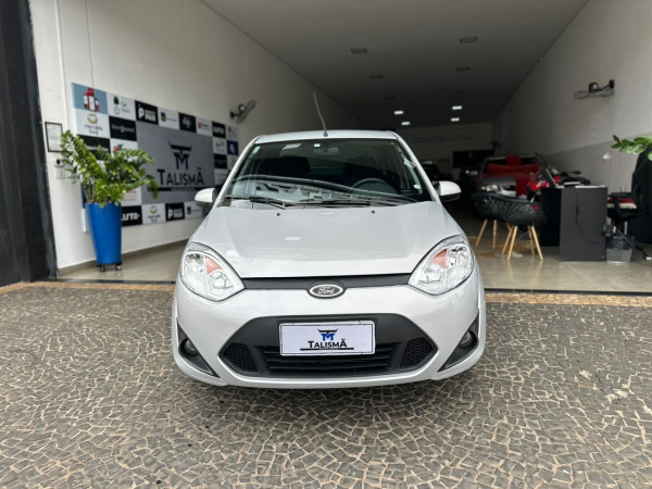 FORD Fiesta Sedan 1.6 4P FLEX FORD Fiesta Sedan 1.6 4P FLEX