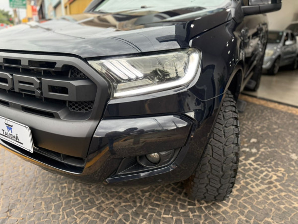 FORD Ranger 2.5 16V FLEX XLS CABINE DUPLA FORD Ranger 2.5 16V FLEX XLS CABINE DUPLA