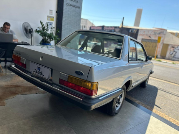 FORD Del Rey 1.6 SERIE PRATA FORD Del Rey 1.6 SERIE PRATA