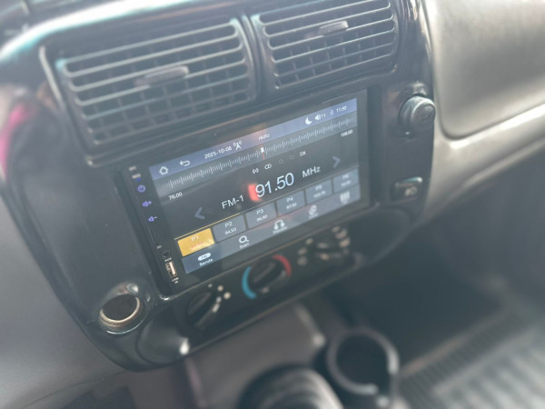 FORD Ranger 2.3 16V XLS SPORT CABINE SIMPLES FORD Ranger 2.3 16V XLS SPORT CABINE SIMPLES