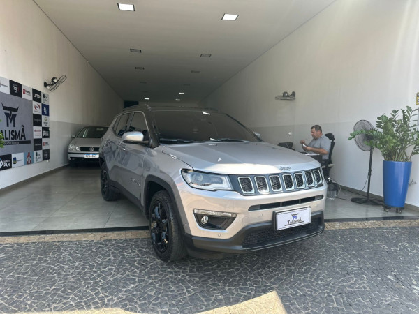 JEEP Compass 2.0 16V 4P LONGITUDE FLEX AUTOMÁTICO JEEP Compass 2.0 16V 4P LONGITUDE FLEX AUTOMÁTICO
