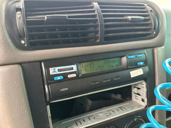 VOLKSWAGEN 9-150 DELIVERY VOLKSWAGEN 9-150 DELIVERY