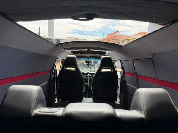 VOLKSWAGEN Kombi 1.6 FURGÃO