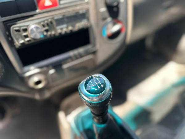 HYUNDAI HR 2.5 TCI HD DIESEL CARROCERIA DE MADEIRA HYUNDAI HR 2.5 TCI HD DIESEL CARROCERIA DE MADEIRA