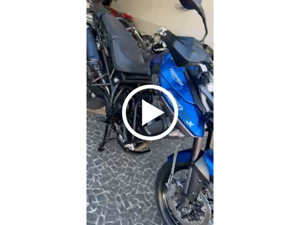 TRIUMPH Tiger 800 XRX TRIUMPH Tiger 800 XRX