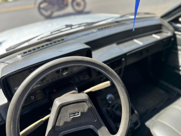 FORD Del Rey 1.6 SERIE PRATA FORD Del Rey 1.6 SERIE PRATA