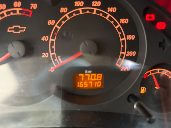 CHEVROLET Corsa Hatch 1.4 4P MAXX FLEX