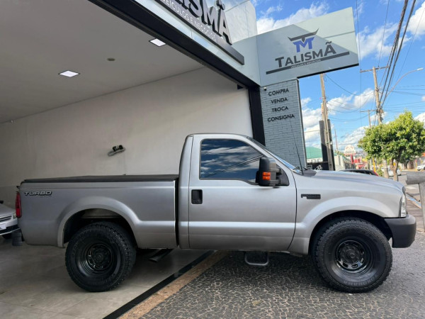FORD F-250 4.2 XL CABINE SIMPLES