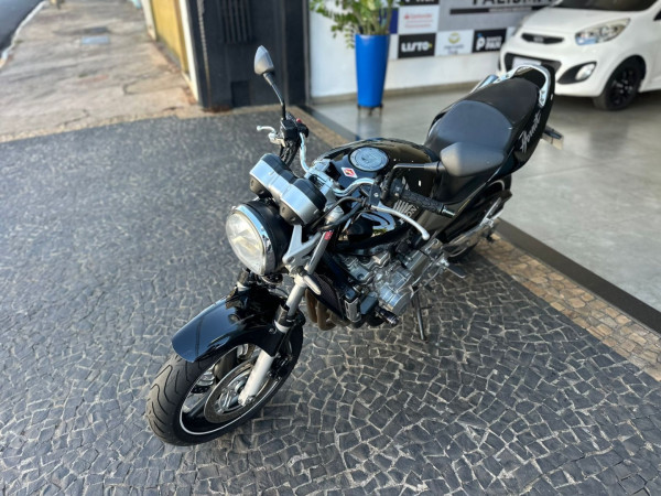 HONDA CB 600 F HORNET SEM ABS HONDA CB 600 F HORNET SEM ABS