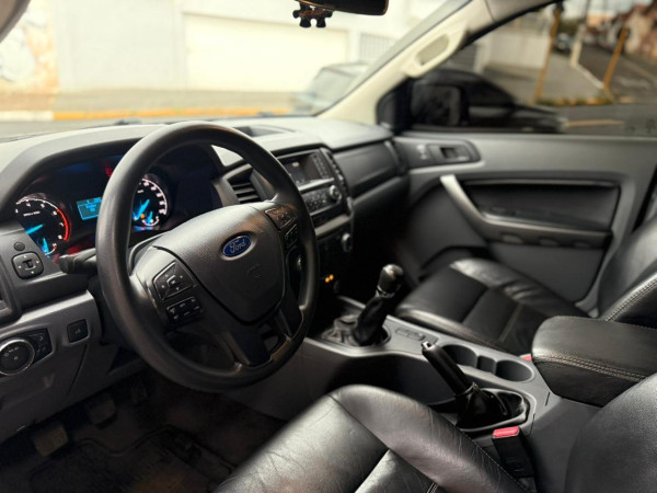 FORD Ranger 2.5 16V FLEX XLS CABINE DUPLA FORD Ranger 2.5 16V FLEX XLS CABINE DUPLA