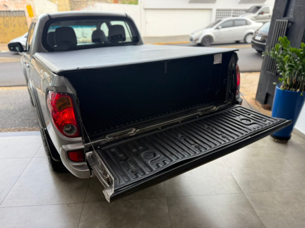 MITSUBISHI L 200 Triton 3.2 16V HPE 4X4 CABINE DUPLA TURBO DIESEL INTERCOOLER