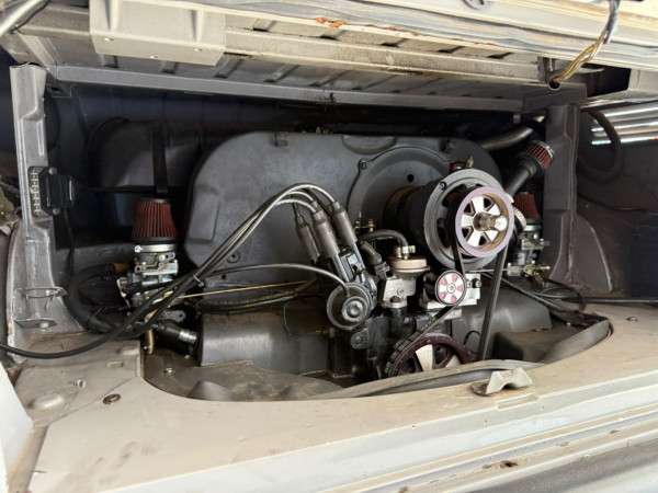 VOLKSWAGEN Kombi 1.6 FURGÃO