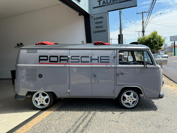 VOLKSWAGEN Kombi 1.6 FURGÃO