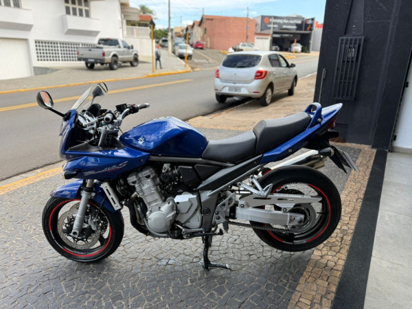 SUZUKI Bandit 1250 S