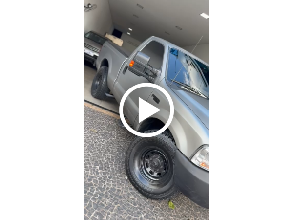 FORD F-250 4.2 XL CABINE SIMPLES