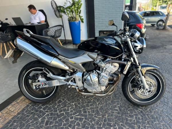 HONDA CB 600 F HORNET SEM ABS HONDA CB 600 F HORNET SEM ABS