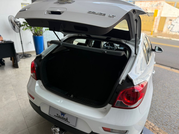 CHEVROLET Cruze Hatch 1.8 16V 4P LT SPORT6 FLEX AUTOMÁTICO