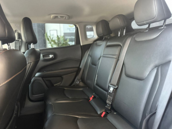 JEEP Compass 2.0 16V 4P LONGITUDE FLEX AUTOMÁTICO JEEP Compass 2.0 16V 4P LONGITUDE FLEX AUTOMÁTICO