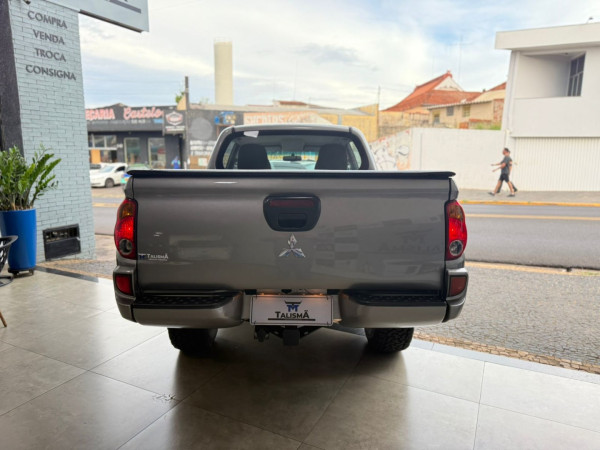 MITSUBISHI L 200 Triton 3.2 16V HPE 4X4 CABINE DUPLA TURBO DIESEL INTERCOOLER