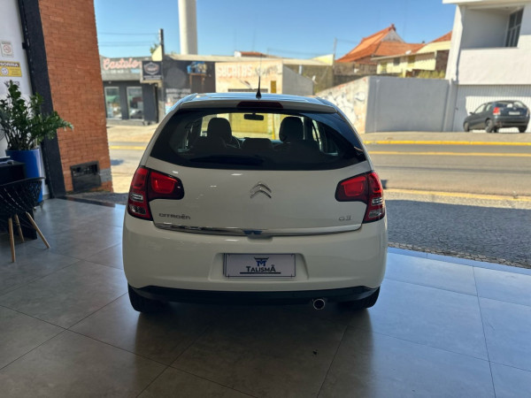 CITROEN C3 1.6 4P TENDANCE FLEX AUTOMÁTICO CITROEN C3 1.6 4P TENDANCE FLEX AUTOMÁTICO