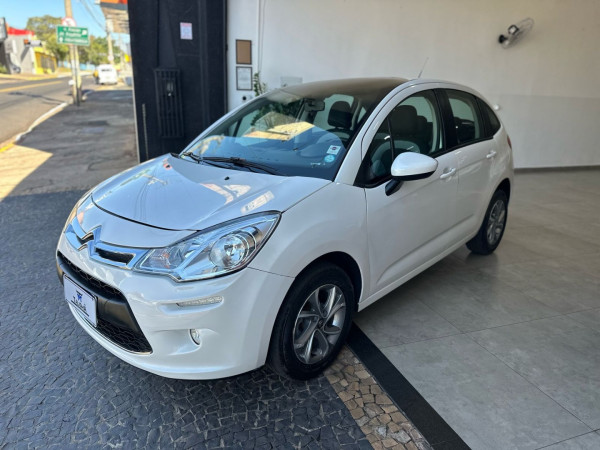 CITROEN C3 1.6 4P TENDANCE FLEX AUTOMÁTICO CITROEN C3 1.6 4P TENDANCE FLEX AUTOMÁTICO