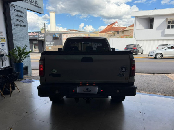 FORD F-250 4.2 XL CABINE SIMPLES