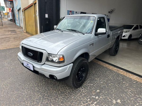 FORD Ranger 2.3 16V XLS SPORT CABINE SIMPLES FORD Ranger 2.3 16V XLS SPORT CABINE SIMPLES