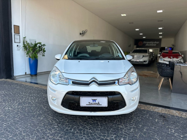 CITROEN C3 1.6 4P TENDANCE FLEX AUTOMÁTICO CITROEN C3 1.6 4P TENDANCE FLEX AUTOMÁTICO