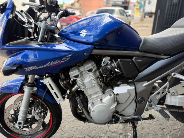 SUZUKI Bandit 1250 S