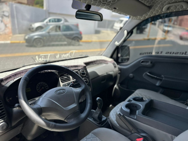 KIA Bongo 2.5 K-2500 CABINE SIMPLES KIA Bongo 2.5 K-2500 CABINE SIMPLES