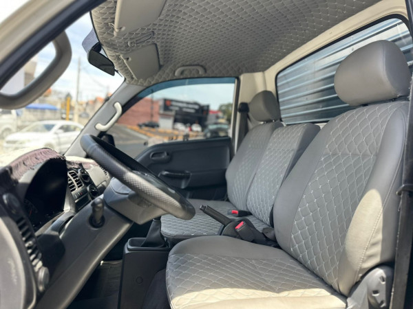 KIA Bongo 2.5 K-2500 CABINE SIMPLES KIA Bongo 2.5 K-2500 CABINE SIMPLES