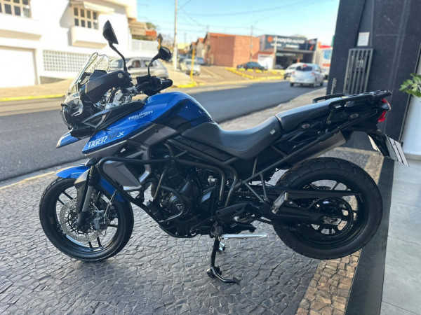 TRIUMPH Tiger 800 XRX TRIUMPH Tiger 800 XRX