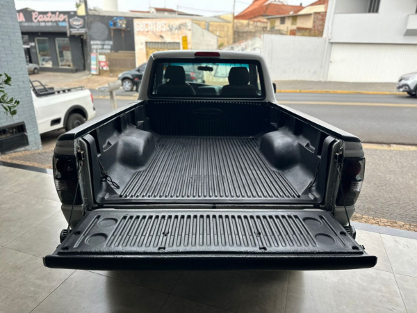 FORD Ranger 2.3 16V XLS SPORT CABINE SIMPLES FORD Ranger 2.3 16V XLS SPORT CABINE SIMPLES