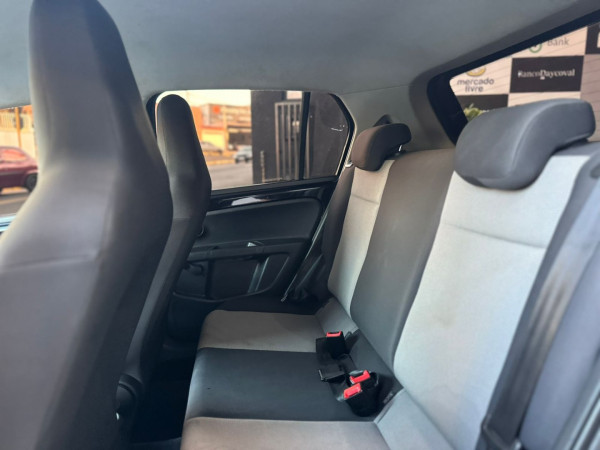 VOLKSWAGEN UP 1.0 12V TAKE FLEX VOLKSWAGEN UP 1.0 12V TAKE FLEX