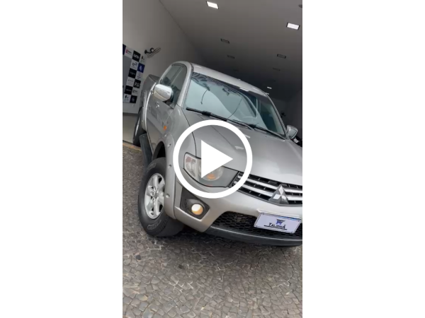 MITSUBISHI L 200 Triton 3.2 16V HPE 4X4 CABINE DUPLA TURBO DIESEL INTERCOOLER MITSUBISHI L 200 Triton 3.2 16V HPE 4X4 CABINE DUPLA TURBO DIESEL INTERCOOLER