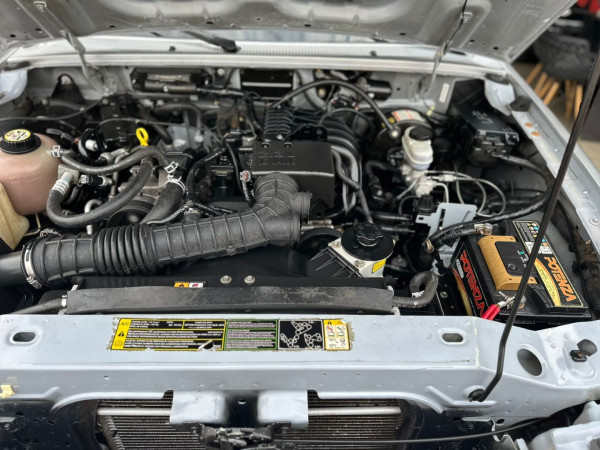 FORD Ranger 2.3 16V XLS SPORT CABINE SIMPLES FORD Ranger 2.3 16V XLS SPORT CABINE SIMPLES