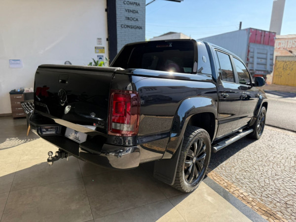 VOLKSWAGEN Amarok 3.0 V6 CABINE DUPLA HIGHLINE EXTREME 4X4 TURBO INTERCOOLER AUTOMÁTICO