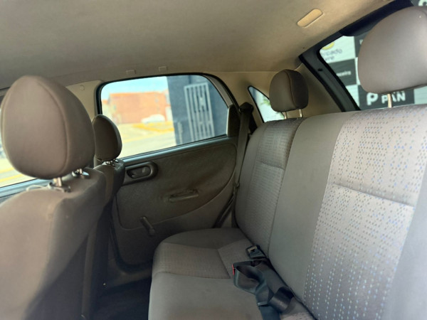 CHEVROLET Corsa Hatch 1.4 4P MAXX FLEX