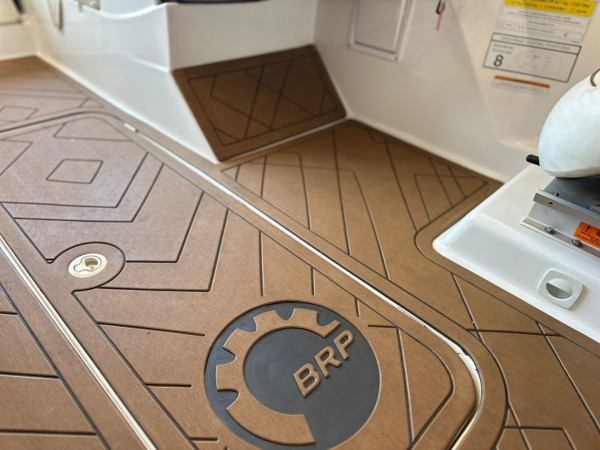 SEA DOO Jet Boat N/D SEA DOO Jet Boat N/D