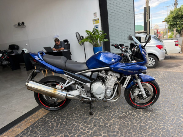 SUZUKI Bandit 1250 S