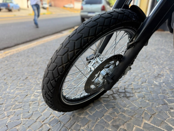 YAMAHA XT 660 R Modelo sem Versão