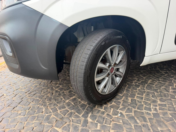 FIAT Fiorino Furgão 1.4 FLEX ENDURANCE